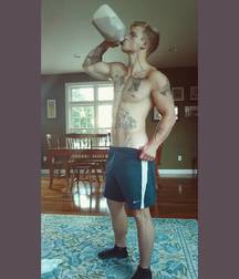 Rude and Tattooed 15 5daa1f916a00d.jpg