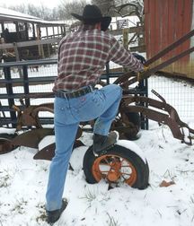 A Little Bit Country 19 5dabb139606da.jpg