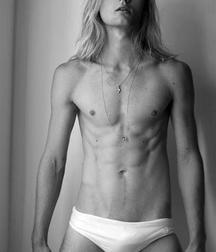 Luscious Locks 12 5dabb2ecb5039.jpg