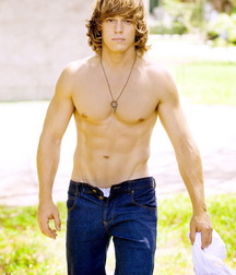 Luscious Locks 12 5dabb2f05ab6e.jpg