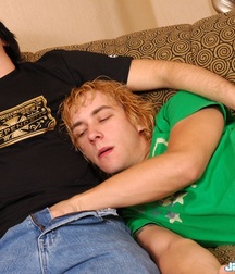 Casey and Ethan 5db09a7b0d7fa.jpg
