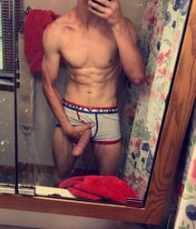 Boys with Phones 17 5db4b7770a7a9.jpg