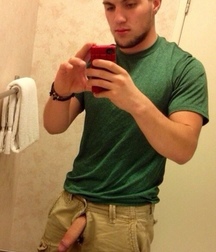Boys with Phones 17 5db4b7ace3493.jpg