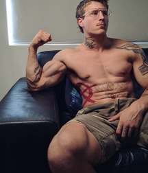 Rude and Tattooed 16 5db8f03fd456f.jpg