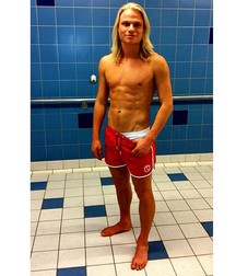Luscious Locks 13 5db8f696987f1.jpg