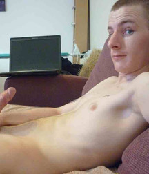 Boys with Phones 18 5dba4c63eb45d.jpg