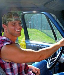 A Little Bit Country 21 5dbe2824352c2.jpg