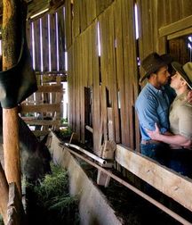 A Little Bit Country 21 5dbe2834eb0e9.jpg