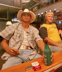 A Little Bit Country 21 5dbe283a57e79.jpg