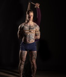 Rude and Tattooed 17 5dbe2ab035457.jpg