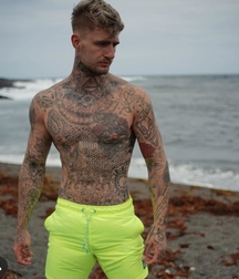 Rude and Tattooed 17 5dbe2ac0eecaf.jpg