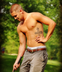 Saggin' 6 5dc212843d3d2.jpg