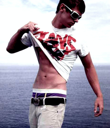 Saggin' 6 5dc212a222c7f.jpg