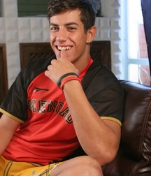 LJ Rodrigo solo 5dc6259cbd472.jpg