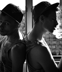 Life's a Drag 18 5dc77ea24cf40.jpg