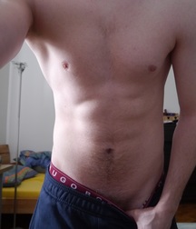 Saggin' 8 5dc8d97fb2602.jpg