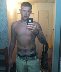 Saggin' 8 5dc8d98c05792.jpg