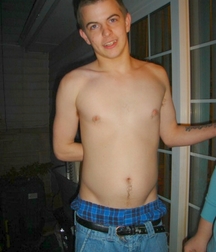 Saggin' 8 5dc8d9994f3cb.jpg
