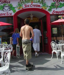 Saggin' 8 5dc8d9a804fd5.jpg