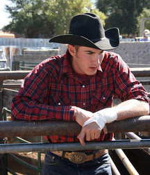 A Little Bit Country 23 5dc8daa4a2008.jpg