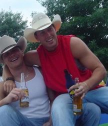 A Little Bit Country 23 5dc8daade4aa2.jpg
