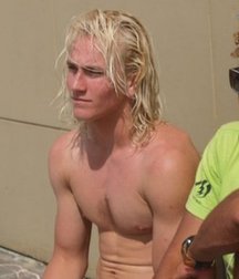 Luscious Locks 14 5dccae1d9aa5f.jpg