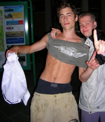 Saggin' 9 5dccb0c3c81b6.png
