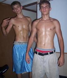 Saggin' 10 5dd2e4a8b3675.jpg