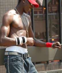 Saggin' 11 5dd5e30449706.jpg