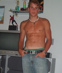 Saggin' 11 5dd5e312ea368.jpg