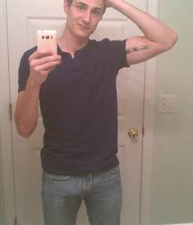 Boys with Phones 22 5dd73bcc39f7a.jpg