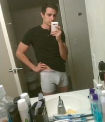Boys with Phones 22 5dd73bcd67eb0.jpg
