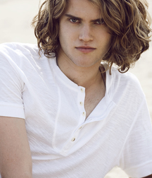 Luscious Locks 15 5dd978397dc24.jpg
