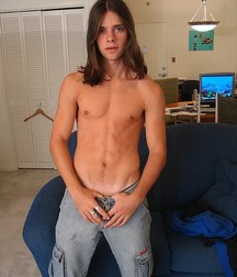 CJB Henrique 5dd97876108fa.jpg