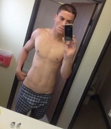 Boys with Phones 23 5dddd2cf4b80a.jpg