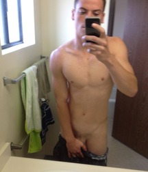 Boys with Phones 23 5dddd2d07e2ae.jpg