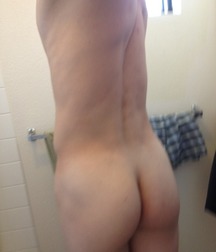 Boys with Phones 23 5dddd2d7ef7f7.jpg