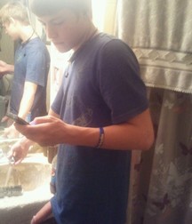 Boys with Phones 23 5dddd2dfb24e5.jpg