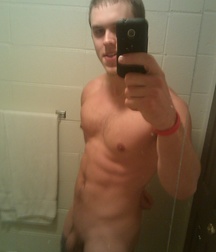 Boys with Phones 23 5dddd2f6eee36.jpg