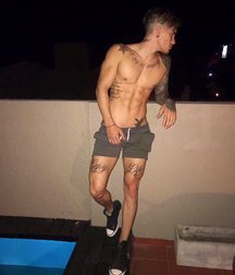 Rude and Tattooed 20 5de08e81039e9.jpg