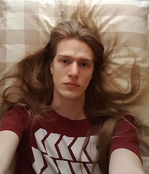 Luscious Locks 16 5de1b44cb18dc.jpg