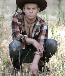A Little Bit Country 27 5de31799f17c9.jpg