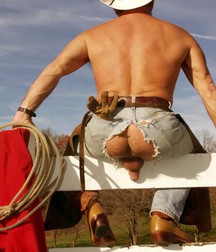 A Little Bit Country 27 5de3183088190.jpg