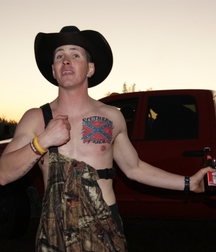 A Little Bit Country 27 5de318ca9f70a.jpg