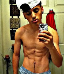 Saggin' 13 5de46140a33a0.jpg