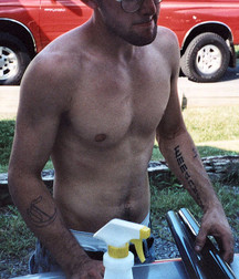Saggin' 13 5de4616c92a6a.jpg
