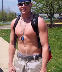 Saggin' 13 5de461732f930.jpg