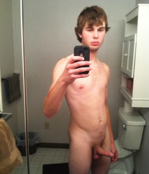 Boys with Phones 24 5de5b3e162921.jpg