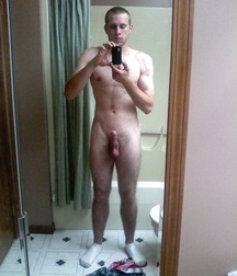 Boys with Phones 24 5de5b4015d9cf.jpg
