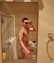 Boys with Phones 24 5de5b41f3222c.jpg